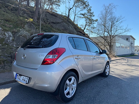 Hyundai i20 4 of 5