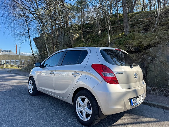 Hyundai i20 3 of 5