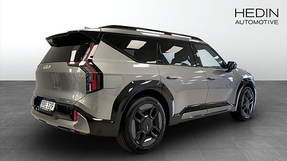 Kia EV9 2 of 7