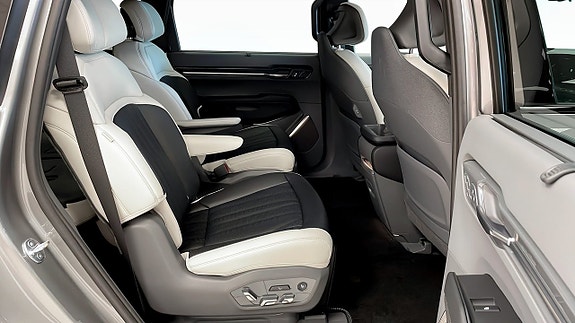 Kia EV9 5 of 7