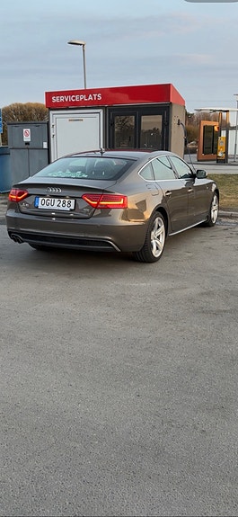Audi A5 3 of 5