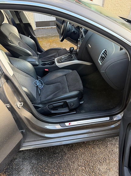Audi A5 9 of 14