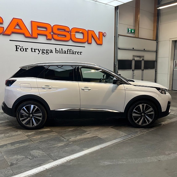 Peugeot 3008 3 of 5