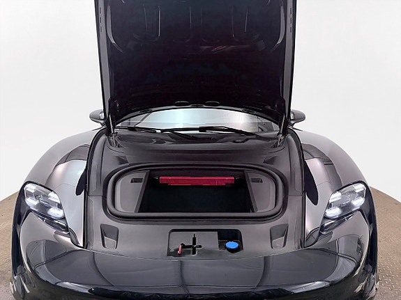 Porsche Taycan 4 of 5