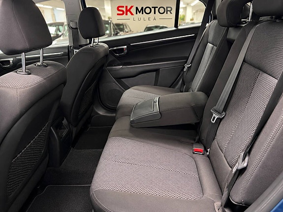 Hyundai Santa Fe 5 of 5