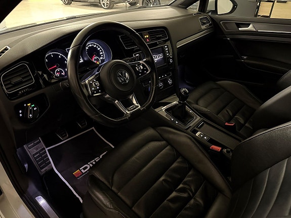 Volkswagen Golf I 5 of 26