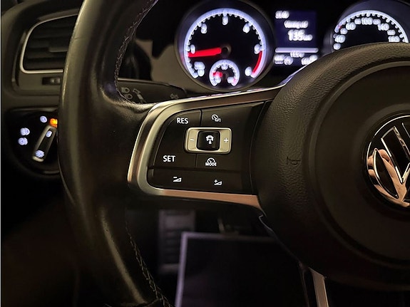 Volkswagen Golf I 13 of 26