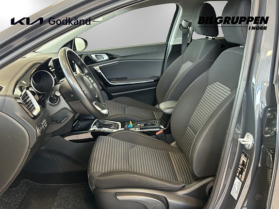Kia XCeed 8 of 17