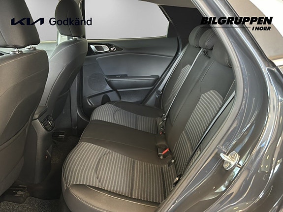Kia XCeed 9 of 17