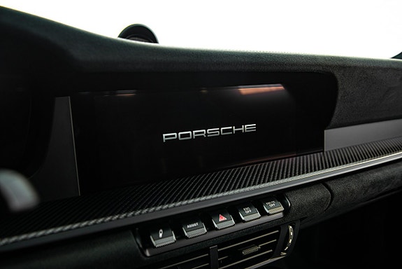 Porsche 992 20 of 30