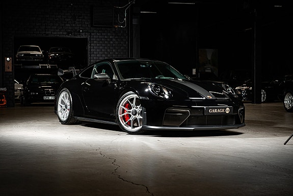 Porsche 992 7 of 30