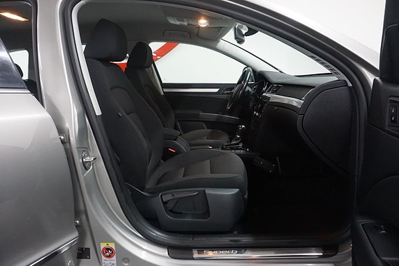 Skoda Superb 11 of 21