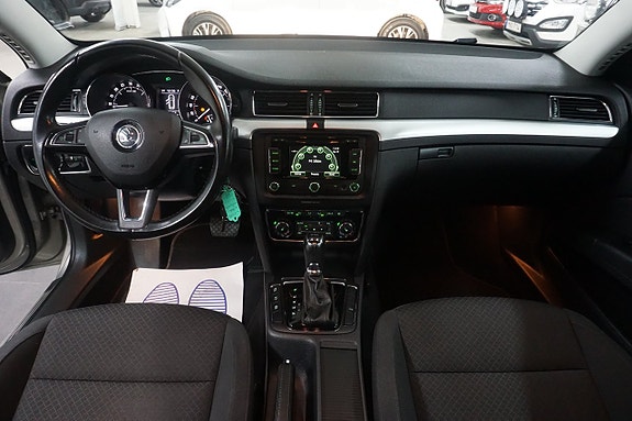 Skoda Superb 12 of 21