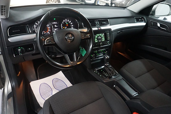 Skoda Superb 13 of 21