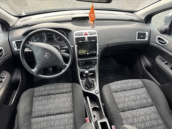 Peugeot 307 13 of 20
