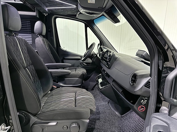 Mercedes-Benz Sprinter 319 18 of 26