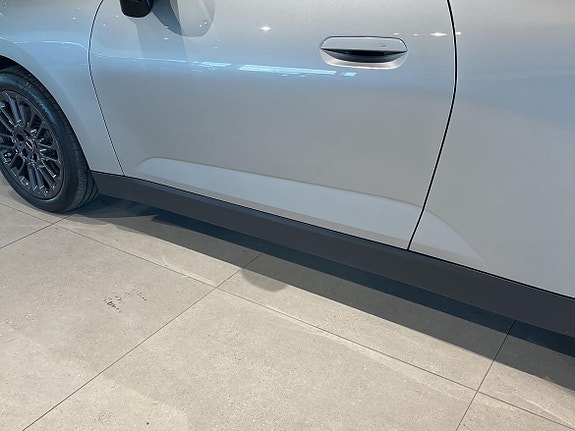 MINI Cooper SE 15 of 16