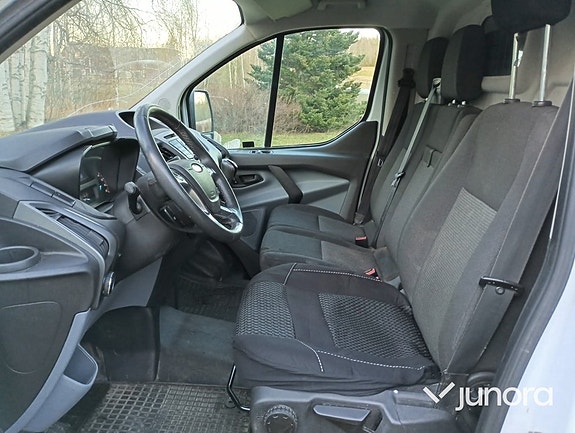 Ford Transit Custom 5 of 5