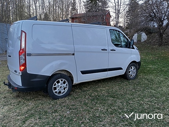 Ford Transit Custom 3 of 5