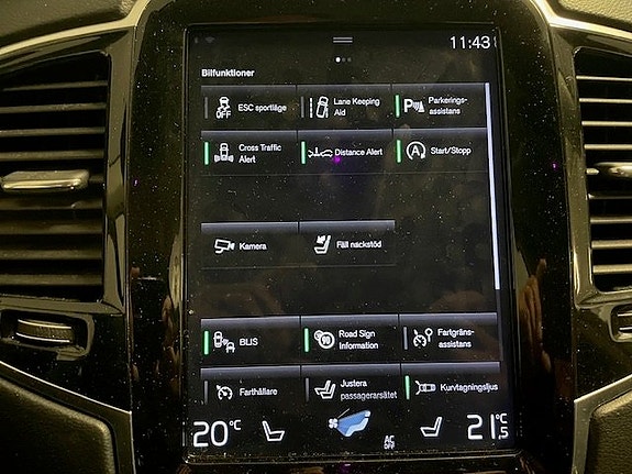 Volvo XC90 23 of 28