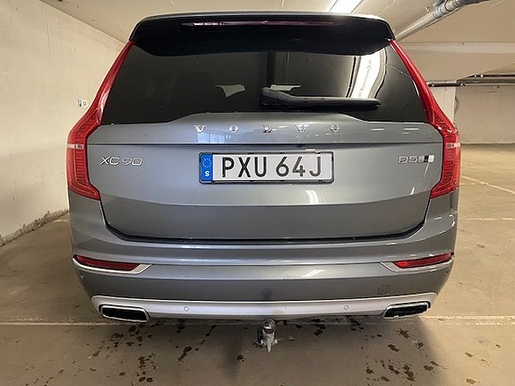 Volvo XC90 4 of 28