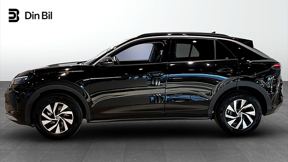 Volkswagen T-Roc 2 of 12