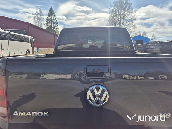 Volkswagen Amarok 12 of 28