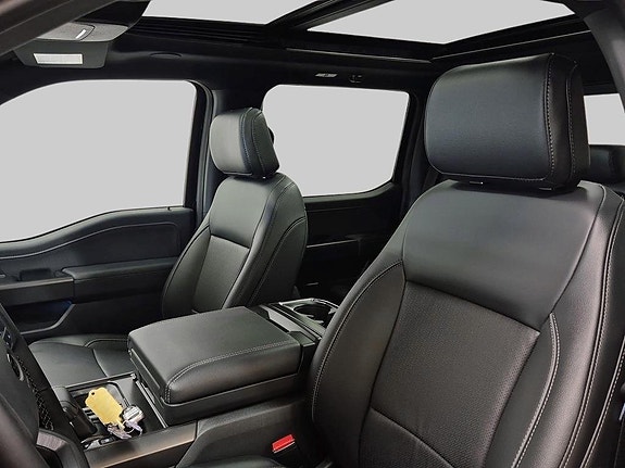 Ford F-150 11 of 18