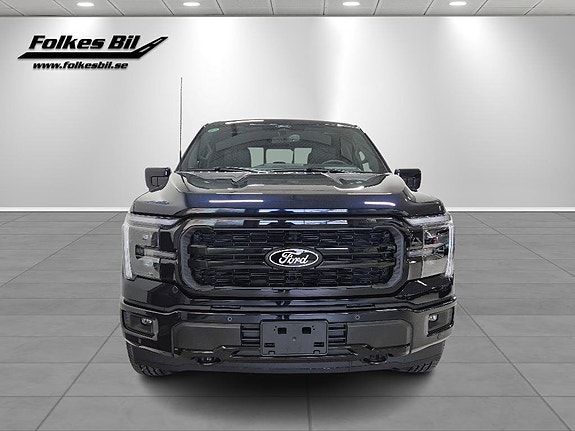 Ford F-150 2 of 5