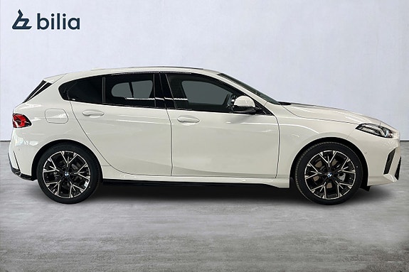 BMW 120 15 of 18
