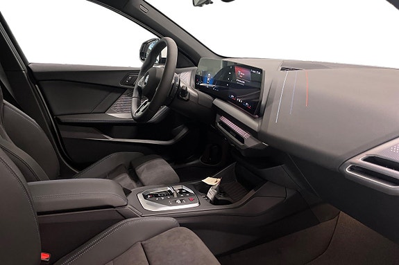 BMW 120 6 of 18
