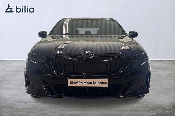 BMW 530e 5 of 19