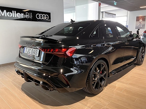 Audi RS3 3 of 5