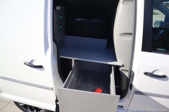 Volkswagen Caddy 5 of 5