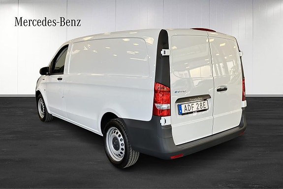 Mercedes-Benz eVito Tourer 4 of 5