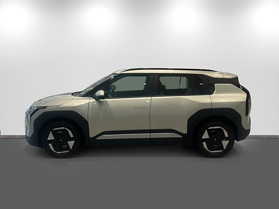 Kia EV3 4 of 5