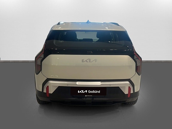 Kia EV3 5 of 5