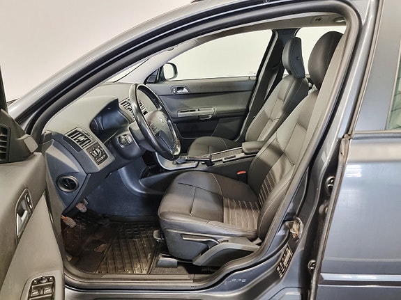 Volvo V50 5 of 22