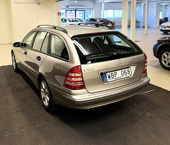 Mercedes-Benz C180 6 of 18