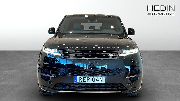 Land Rover Range Rover Sport 8 of 11