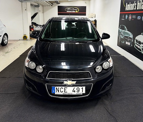 Chevrolet Aveo 3 of 5