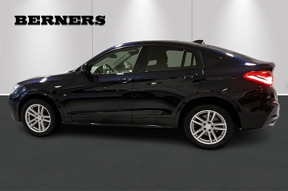 BMW X4 2 of 5