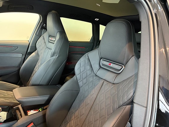 Audi A6 8 of 9
