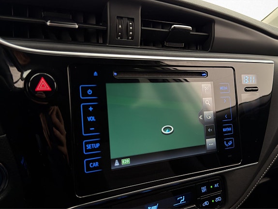 Toyota Auris 18 of 30
