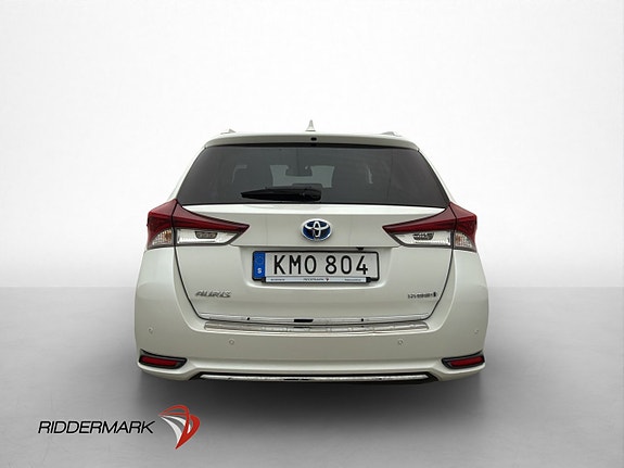 Toyota Auris 6 of 30