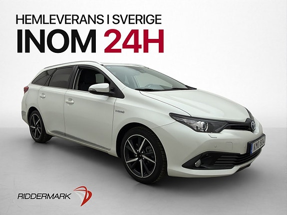 Toyota Auris 3 of 30