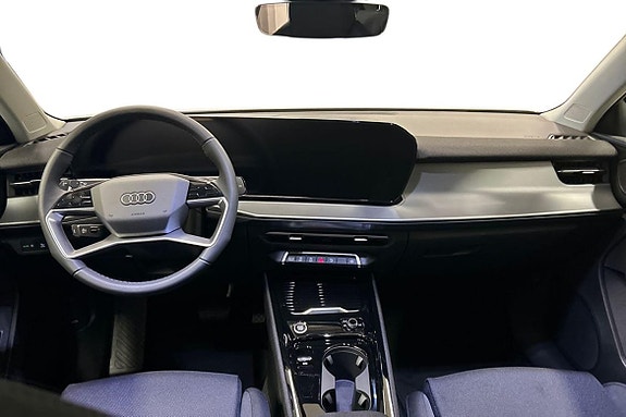 Audi Q3 7 of 15