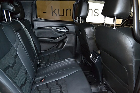 Isuzu D-max 10 of 11