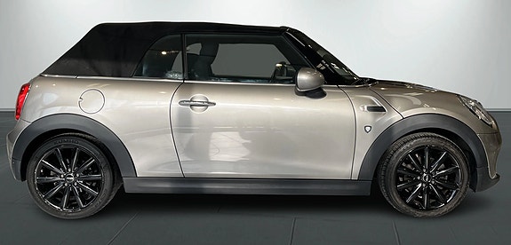MINI Cooper 3 of 5