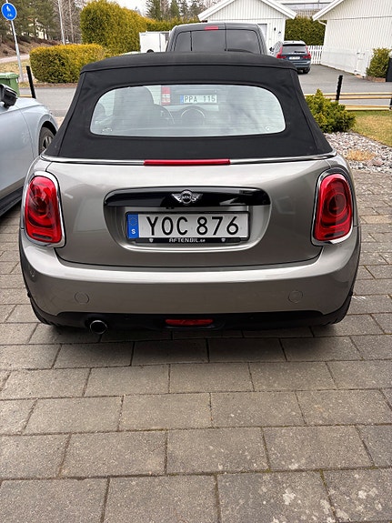 MINI Cooper 5 of 5